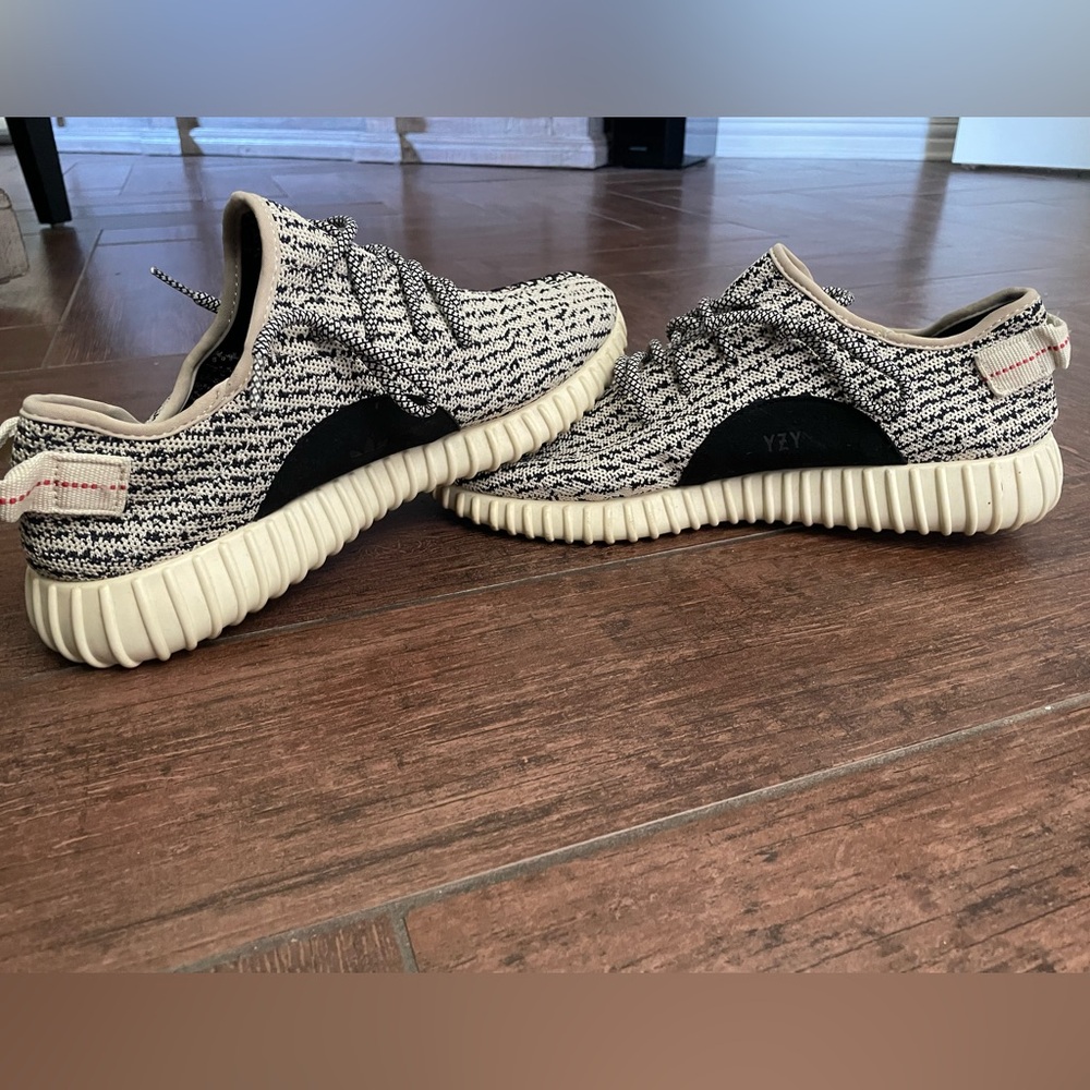Yeezy Knit Pattern Sneakers in Black and Cream